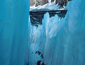 Aconcagua Polish Glacier via Ameghino Valley with traverse Full Itinerary